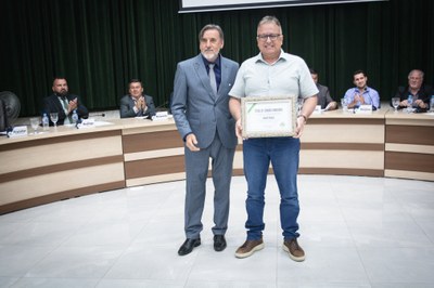  (<a class="download" href="https://www.jaguariaiva.pr.leg.br/institucional/fotos/02-sessao-solene-15-09-2025/15-09-2025-22.jpg/at_download/image">Download</a>)