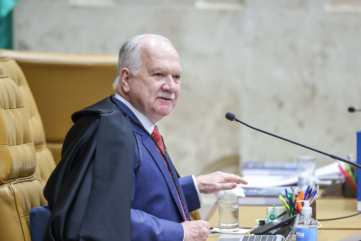 Fachin defendeu em palestra que STF não substitua a política